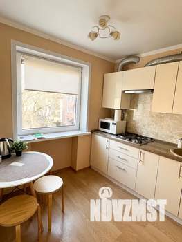 2-к квартира, посуточно, 44м2, 3/5 этаж