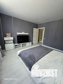 1-к квартира, посуточно, 35м2, 1/8 этаж