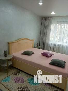 2-к квартира, посуточно, 47м2, 2/5 этаж