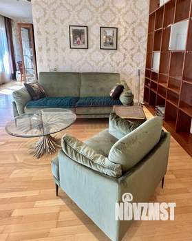 Студия квартира, на длительный срок, 100м2, 3/6 этаж