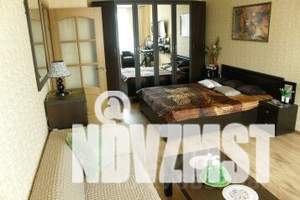 1-к квартира, посуточно, 43м2, 2/9 этаж