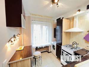 1-к квартира, посуточно, 32м2, 4/5 этаж