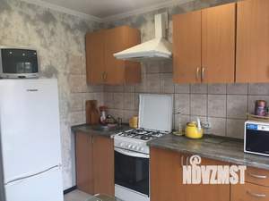 1-к квартира, посуточно, 41м2, 3/5 этаж