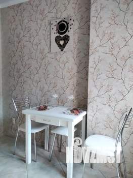 1-к квартира, посуточно, 33м2, 2/9 этаж