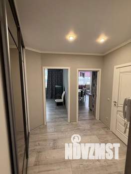 1-к квартира, посуточно, 42м2, 4/10 этаж