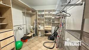 5-к квартира, на длительный срок, 200м2, 3/4 этаж