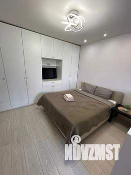 1-к квартира, посуточно, 37м2, 1/10 этаж