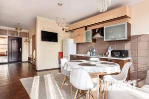 2-к квартира, посуточно, 60м2, 1/1 этаж