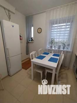 2-к квартира, посуточно, 60м2, 1/2 этаж