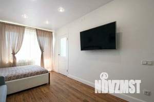 1-к квартира, посуточно, 38м2, 5/5 этаж