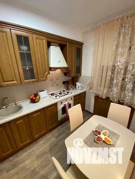 3-к квартира, посуточно, 70м2, 1/3 этаж