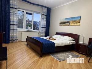 1-к квартира, посуточно, 43м2, 3/8 этаж