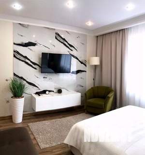 1-к квартира, посуточно, 40м2, 1/1 этаж