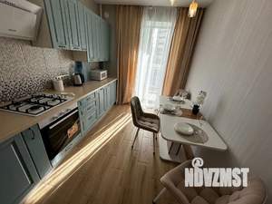 1-к квартира, посуточно, 40м2, 8/10 этаж