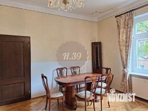 3-к квартира, на длительный срок, 120м2, 2/3 этаж