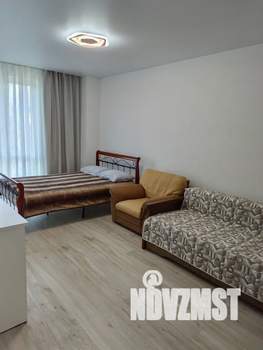 1-к квартира, посуточно, 40м2, 7/25 этаж
