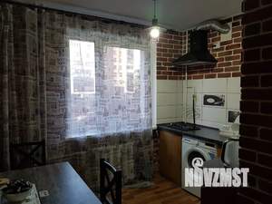 1-к квартира, посуточно, 37м2, 2/10 этаж