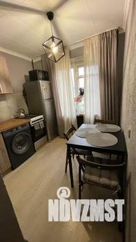 1-к квартира, посуточно, 34м2, 2/5 этаж