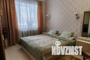 2-к квартира, посуточно, 50м2, 1/3 этаж