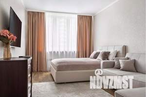 1-к квартира, посуточно, 41м2, 1/12 этаж