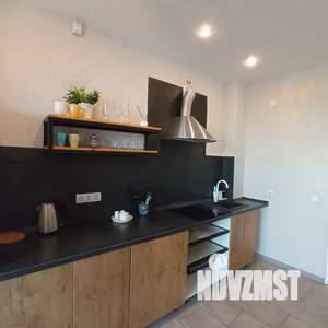 Студия квартира, посуточно, 39м2, 13/14 этаж