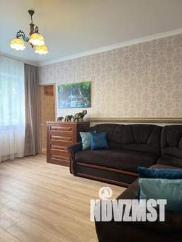 3-к квартира, посуточно, 52м2, 2/2 этаж