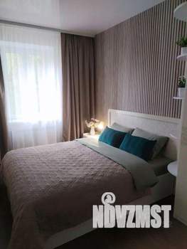 2-к квартира, посуточно, 46м2, 1/1 этаж