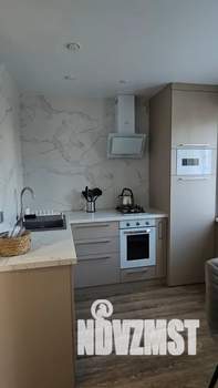 1-к квартира, посуточно, 32м2, 4/4 этаж