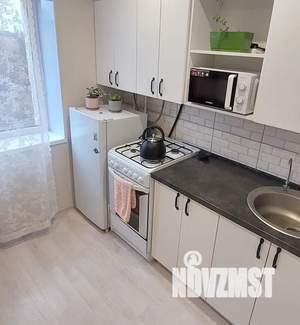 1-к квартира, посуточно, 31м2, 4/5 этаж