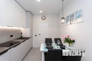 1-к квартира, посуточно, 35м2, 1/8 этаж