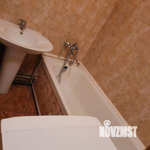 1-к квартира, посуточно, 42м2, 3/7 этаж