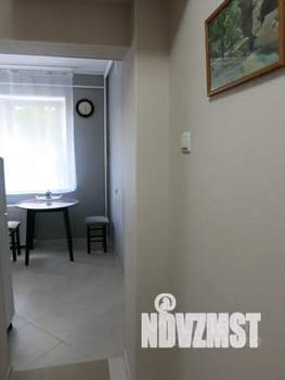 1-к квартира, посуточно, 28м2, 1/4 этаж