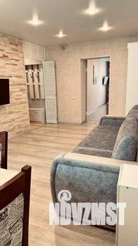 1-к квартира, посуточно, 44м2, 1/1 этаж