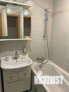 2-к квартира, посуточно, 44м2, 1/1 этаж