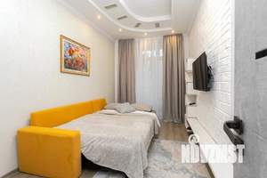 1-к квартира, посуточно, 53м2, 1/1 этаж