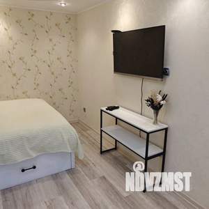 2-к квартира, посуточно, 44м2, 1/1 этаж