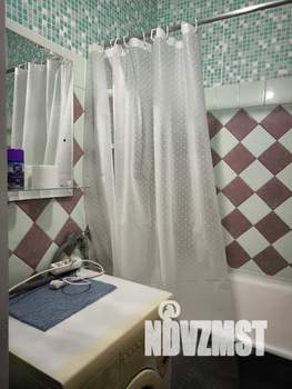 2-к квартира, посуточно, 35м2, 3/5 этаж