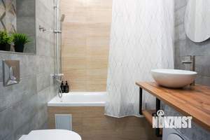1-к квартира, посуточно, 42м2, 1/1 этаж
