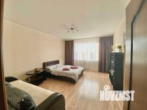 1-к квартира, посуточно, 47м2, 1/1 этаж