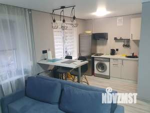 Студия квартира, посуточно, 32м2, 1/5 этаж