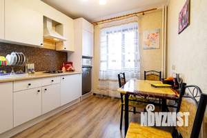 1-к квартира, посуточно, 40м2, 7/9 этаж