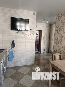 1-к квартира, посуточно, 40м2, 3/9 этаж