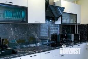 1-к квартира, посуточно, 40м2, 9/10 этаж