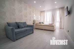 1-к квартира, посуточно, 49м2, 13/25 этаж