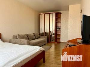 1-к квартира, посуточно, 38м2, 13/13 этаж