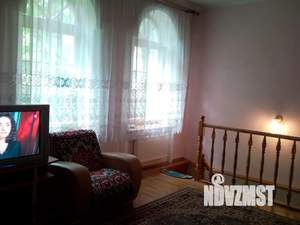 1-к квартира, посуточно, 80м2, 1/2 этаж