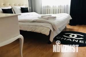 3-к квартира, посуточно, 79м2, 4/5 этаж
