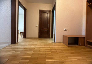 4-к квартира, на длительный срок, 74м2, 4/6 этаж