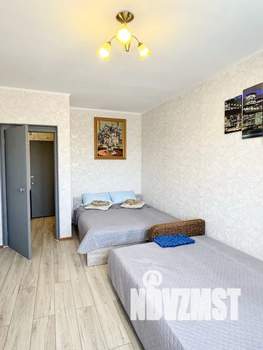 1-к квартира, посуточно, 43м2, 4/9 этаж