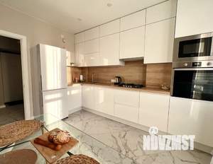 1-к квартира, посуточно, 42м2, 5/10 этаж